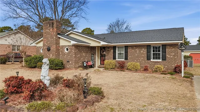 $265,000 | 3718 Floyd Drive, Hope Mills, NC 28348