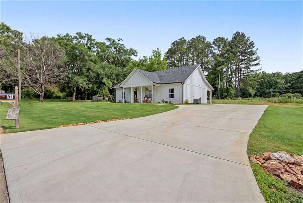 91 Holly Road Bowdon, GA 30108 - Photo 12 of 49