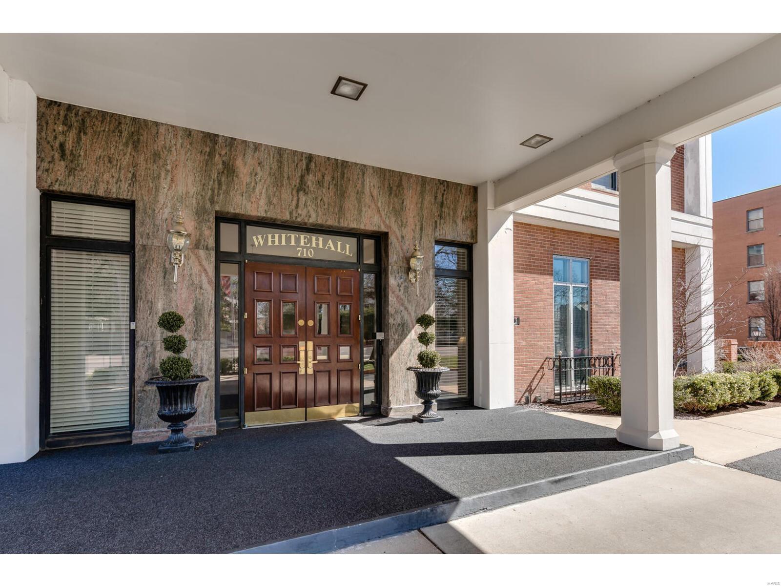 710 South Hanley Road, Unit 12D St. Louis, MO 63105 - Photo 4 of 44