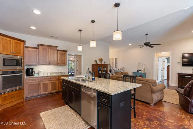 $899,000 | 1795 Gaines Road, Hernando, MS 38632