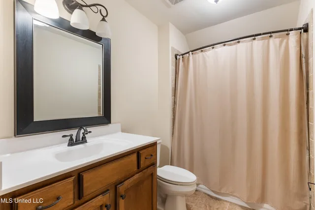 $899,000 | 1795 Gaines Road, Hernando, MS 38632