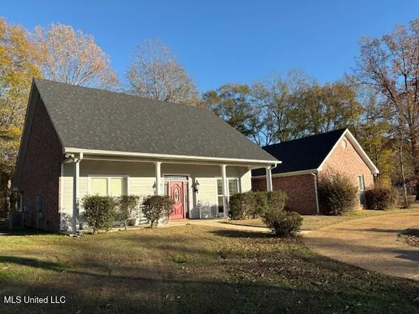$335,000 | 146 Richmond Drive, Florence, MS 39073