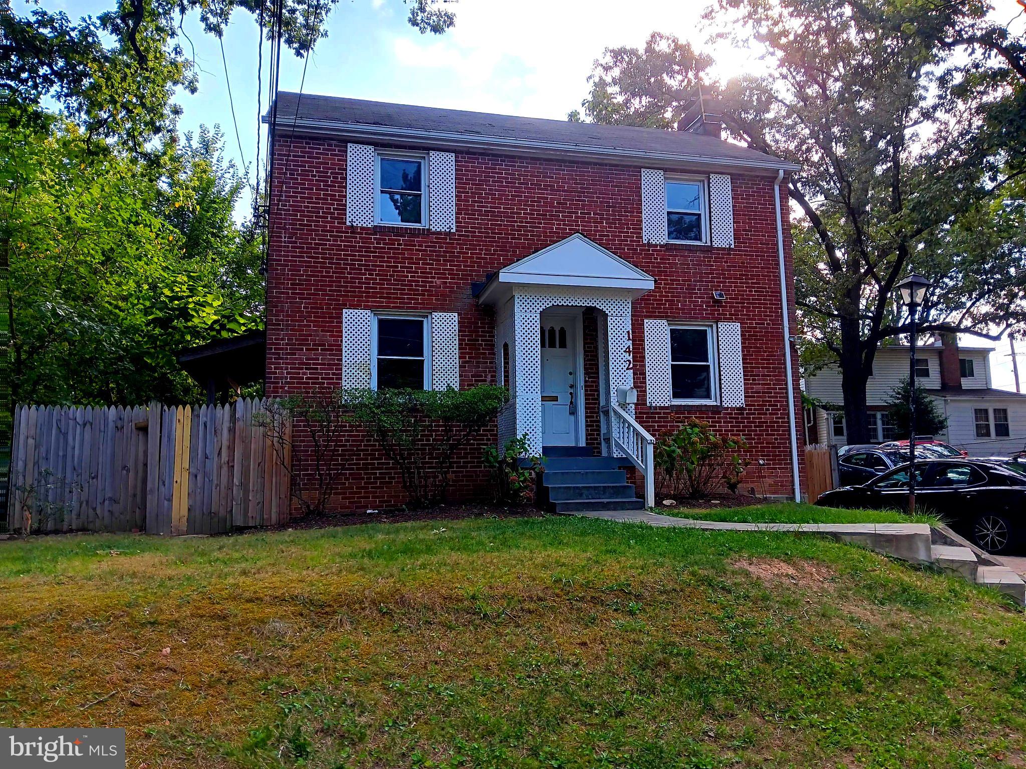 142 Ritchie Avenue Silver Spring, MD 20912 - Photo 4 of 18