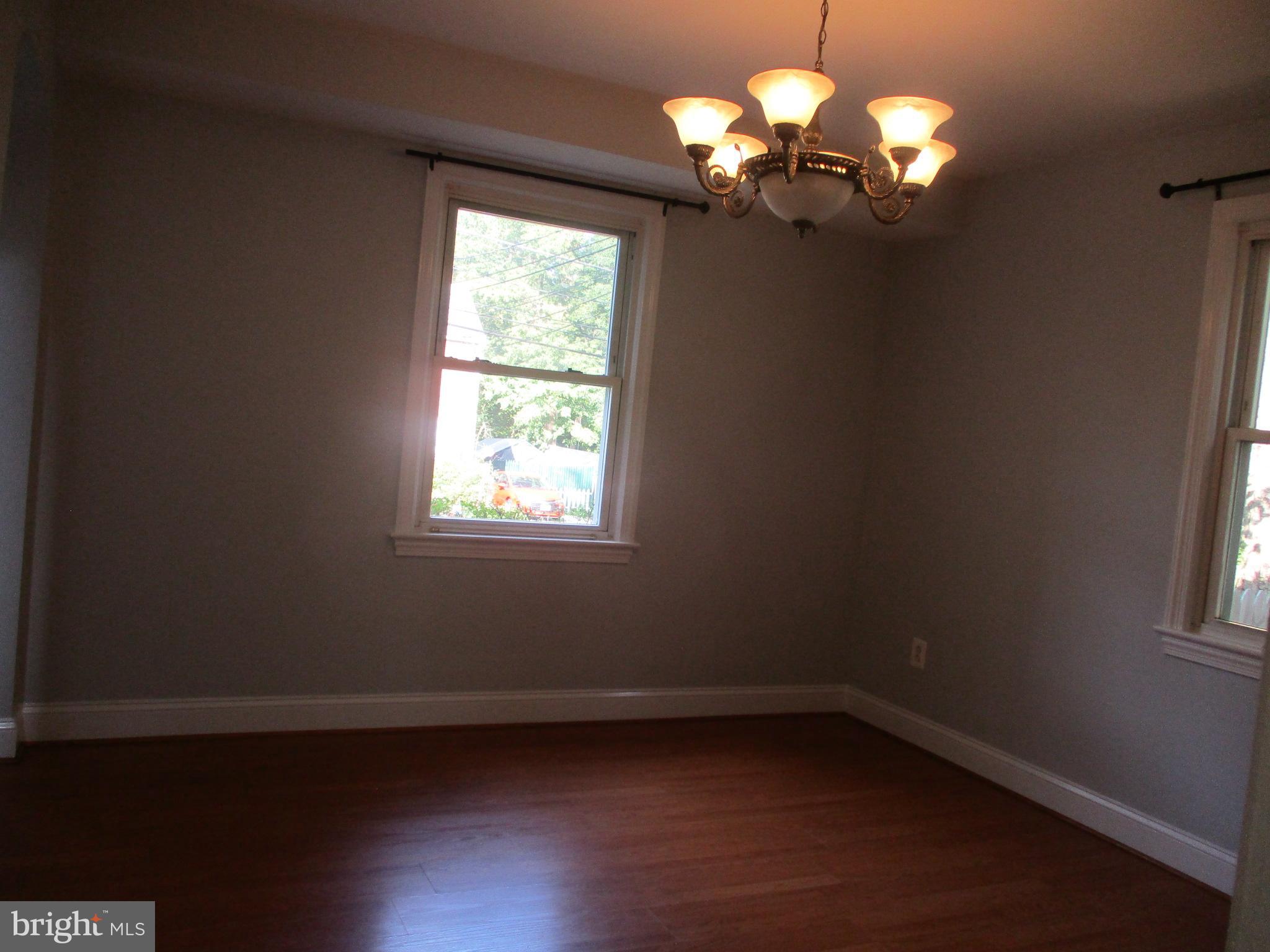 142 Ritchie Avenue Silver Spring, MD 20912 - Photo 7 of 18