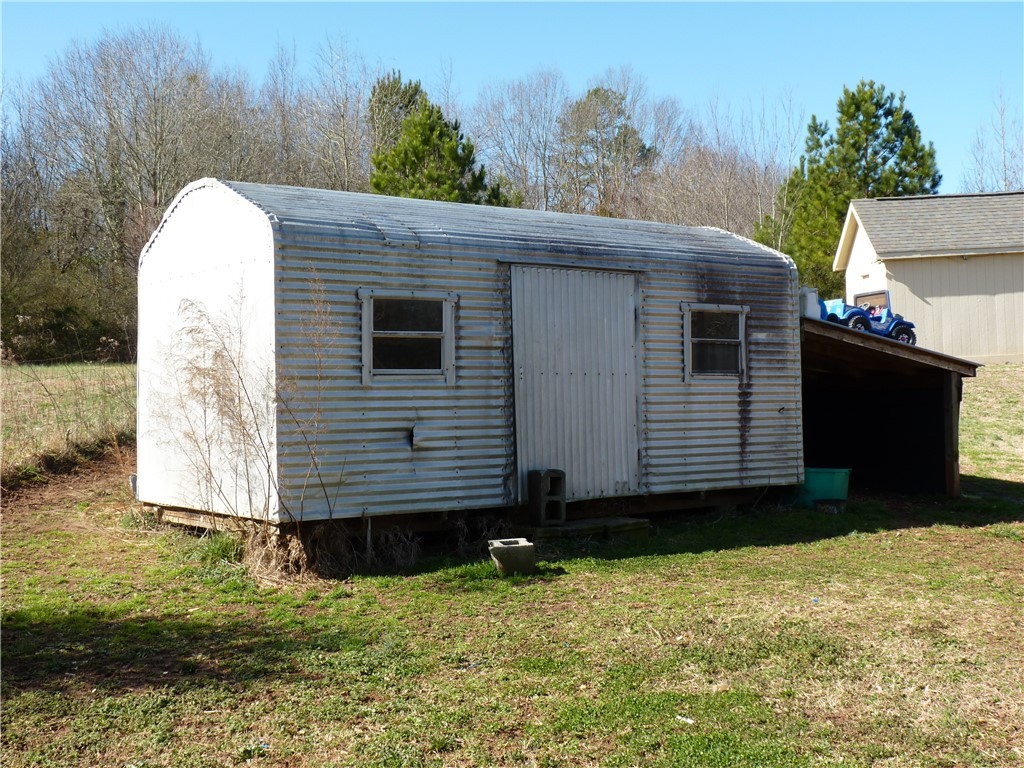 429 Brown Farm Road Seneca, SC 29678 - Photo 30 of 33 Gallery Image 30