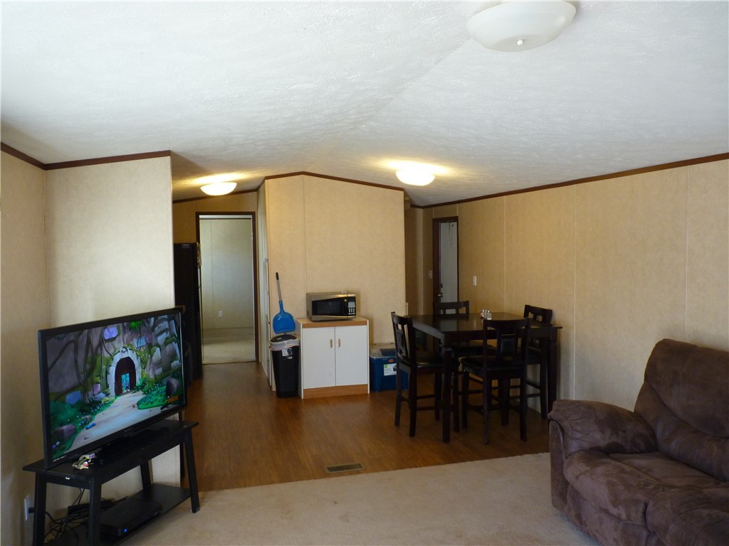 429 Brown Farm Road Seneca, SC 29678 - Photo 10 of 33 Gallery Image 10