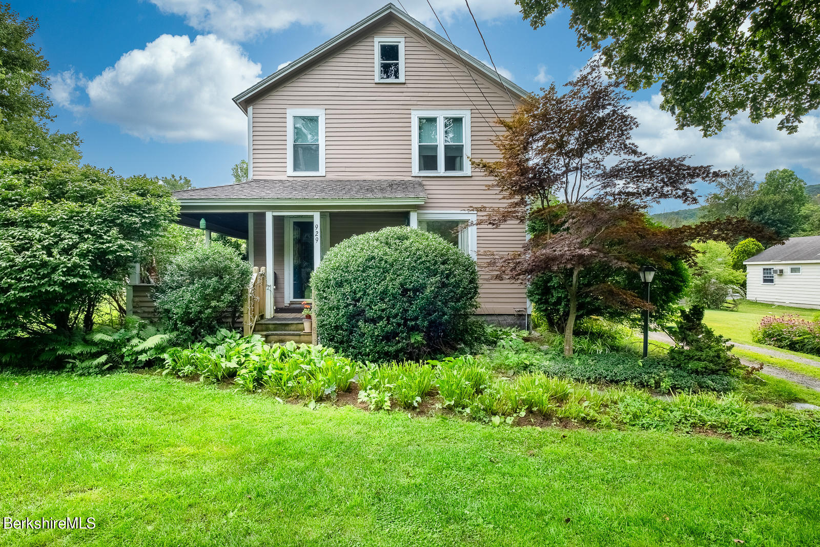 929 Simonds Road Williamstown, MA 01267 - Photo 1 of 23 Front
