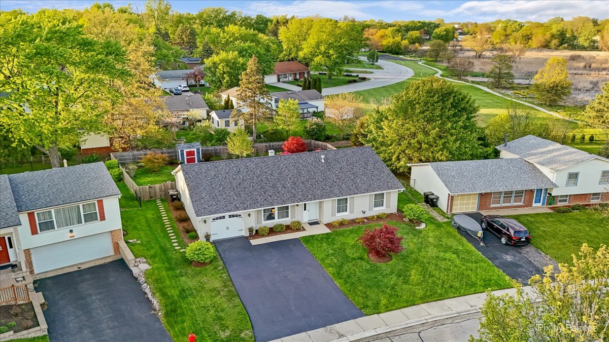 666 Surryse Road Lake Zurich, IL 60047 - Photo 27 of 44 Gallery Image 27