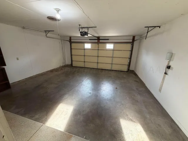 a view of a garage