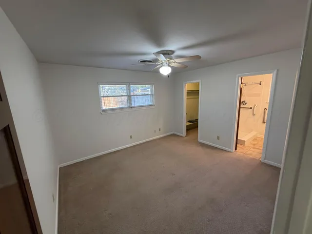 a close up of a shower