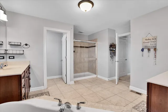 $745,000 | 1358 Karen Drive, West Dundee, IL 60118