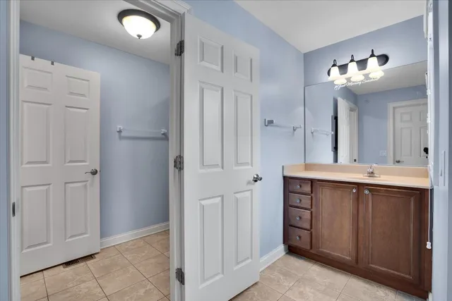 $745,000 | 1358 Karen Drive, West Dundee, IL 60118