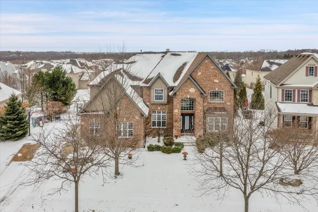 $745,000 | 1358 Karen Drive, West Dundee, IL 60118