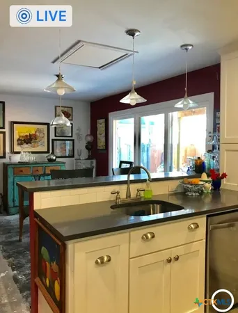 $1,500 | 117 East Crockett Street, Luling, TX 78648