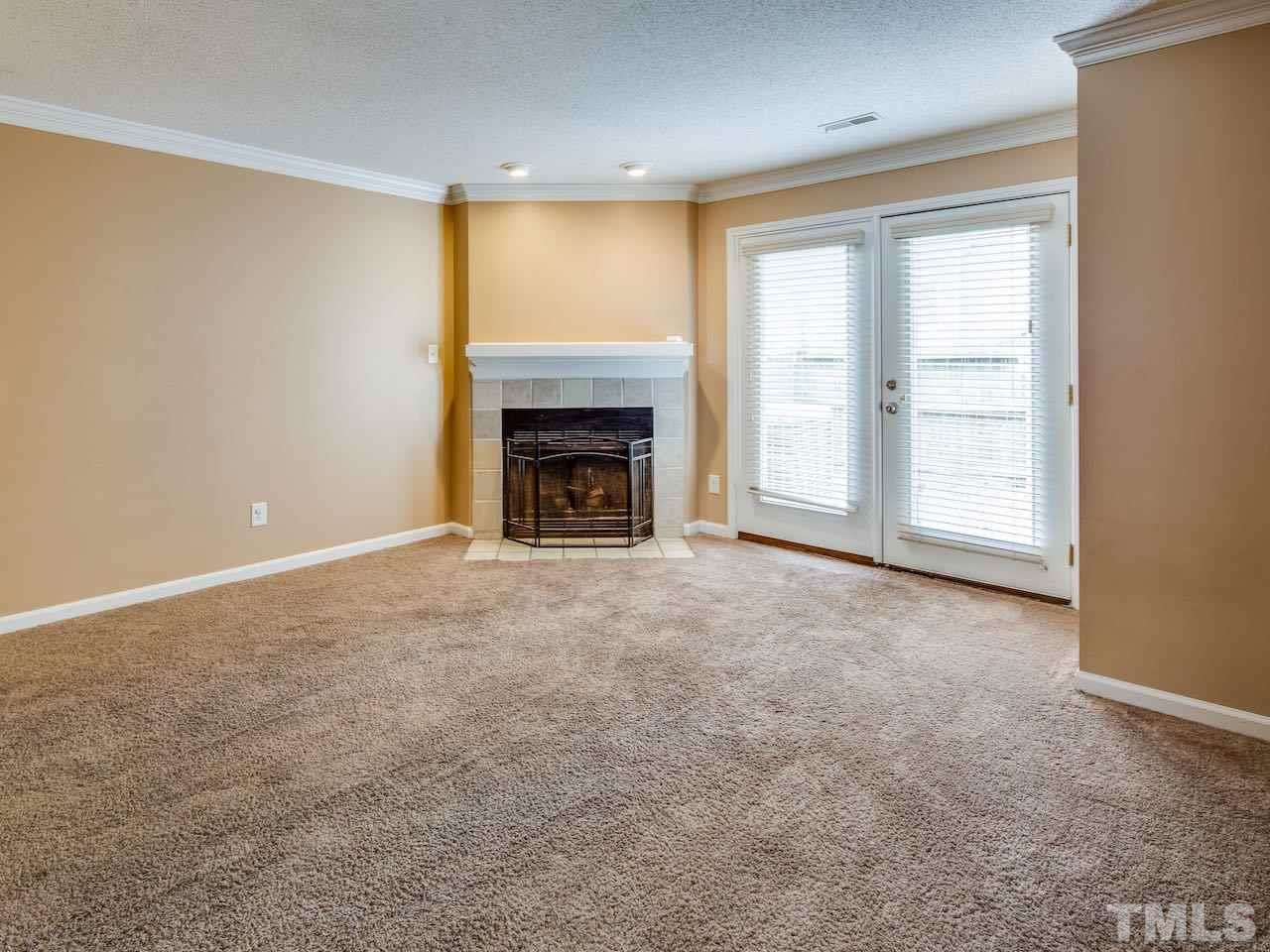 5611 Split Oak Way Raleigh, NC 27609 - Photo 5 of 11