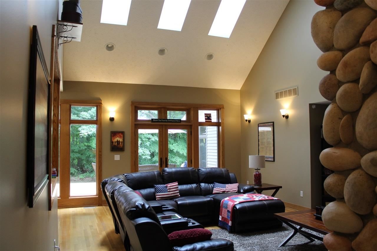 13301 South Beardslee Road Perry, MI 48872 - Photo 19 of 70 21481665-18.JPG