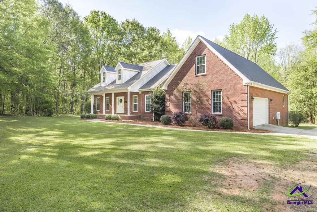 204 Smith Road Haddock, GA 31033 - Photo 3 of 51 a view of a house with a yard