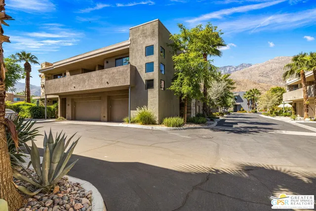 $2,700 | East Palm Canyon Drive, Palm Springs, CA 92264