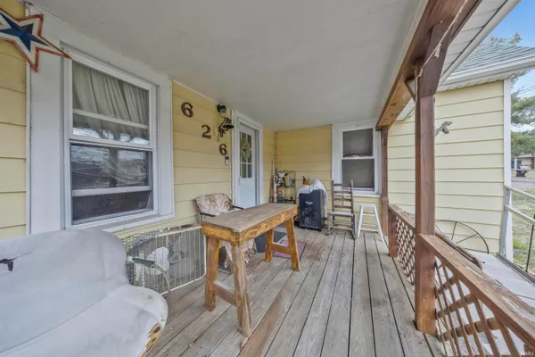 $169,000 | 626 Monroe Street, Newburgh, IN 47630