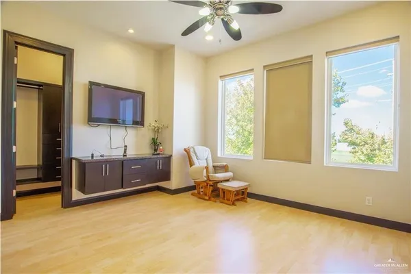 $4,800 | 309 North Mockingbird Avenue, Unit H, Mission, TX 78572