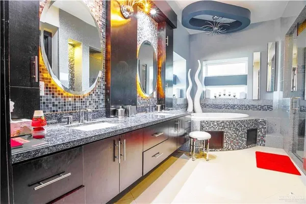 $4,800 | 309 North Mockingbird Avenue, Unit H, Mission, TX 78572