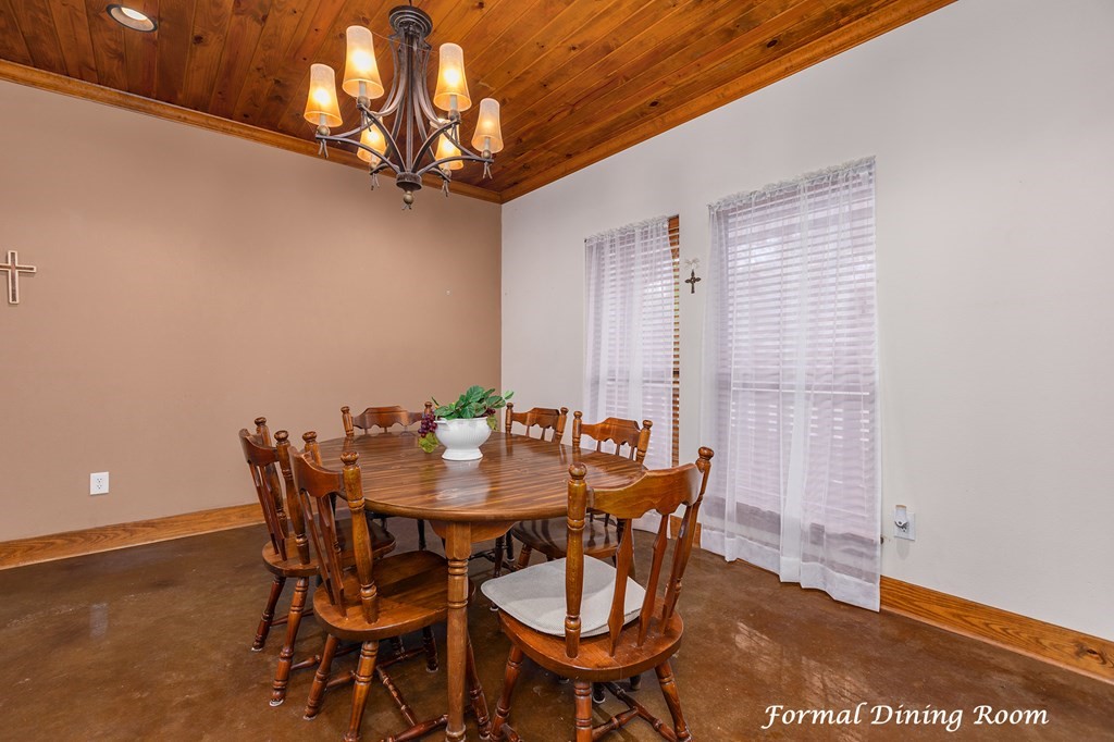 801 Caspers Cv Road Lufkin, TX 75904 - Photo 8 of 48 Gallery Image 8