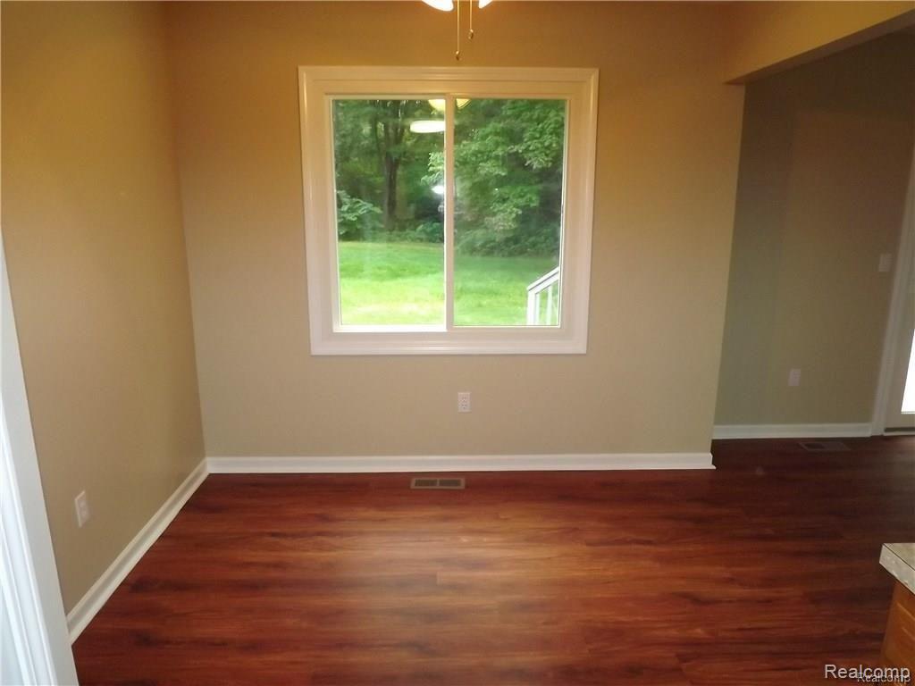 3677 John R Road Rochester Hills, MI 48307 - Photo 7 of 15