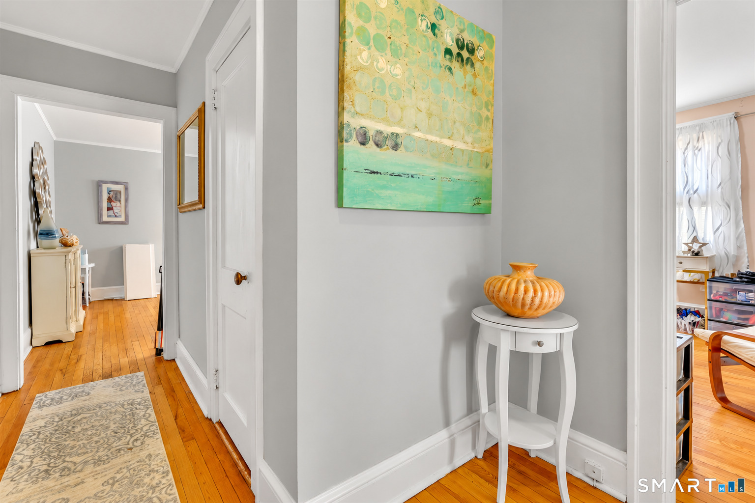 18 Robin Road, Unit 1 West Hartford, CT 06119 - Photo 7 of 30 Gallery Image 7