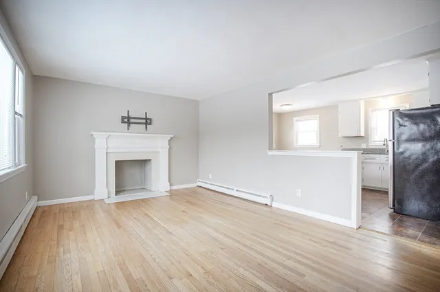 $2,495 | 27 Campbell Drive, Agawam, MA 01001