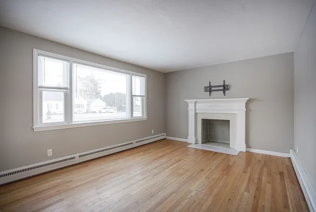 $2,495 | 27 Campbell Drive, Agawam, MA 01001