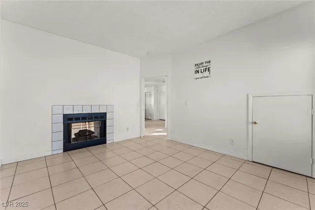 $459,999 | 6673 Silver Penny Avenue, Las Vegas, NV 89108