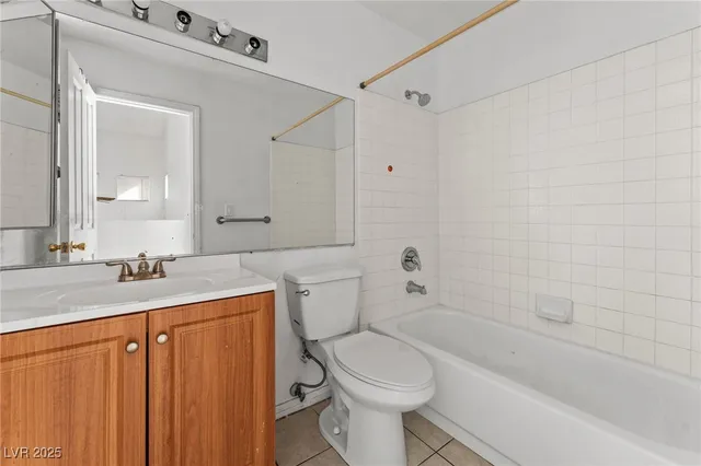 $459,999 | 6673 Silver Penny Avenue, Las Vegas, NV 89108