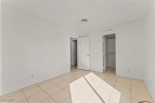 $459,999 | 6673 Silver Penny Avenue, Las Vegas, NV 89108