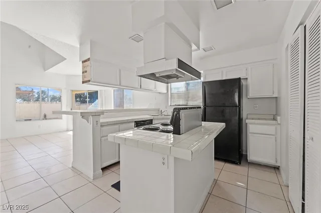 $459,999 | 6673 Silver Penny Avenue, Las Vegas, NV 89108