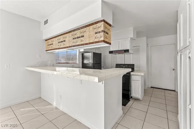 $459,999 | 6673 Silver Penny Avenue, Las Vegas, NV 89108