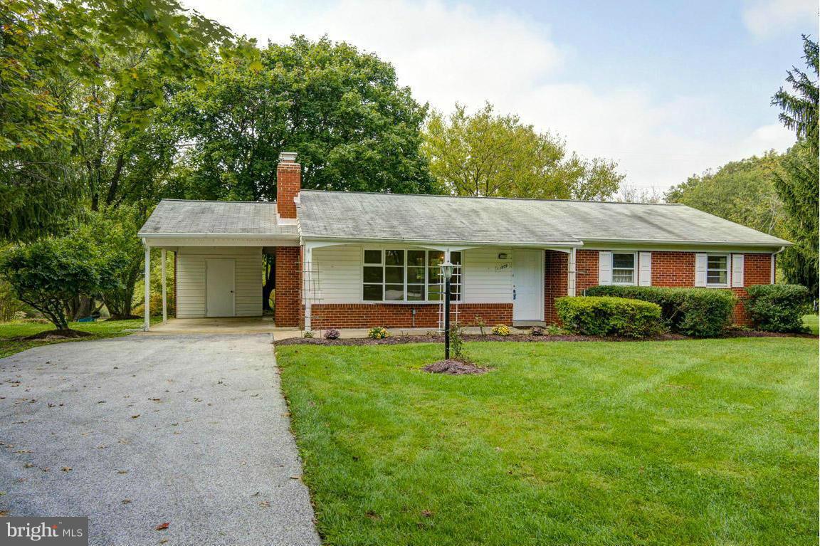 11809 Wayneridge Street Fulton, MD 20759 - Photo 2 of 25 Exterior (Front)