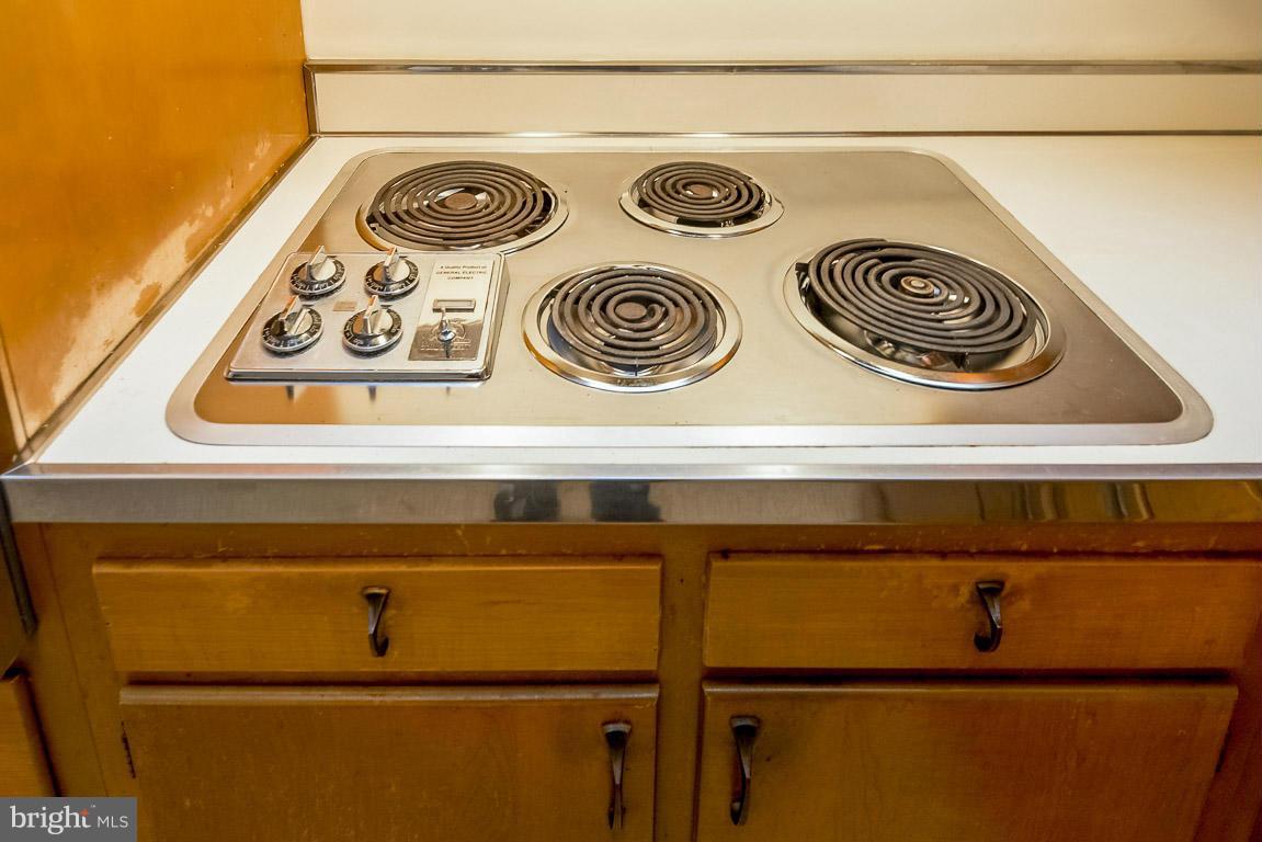 11809 Wayneridge Street Fulton, MD 20759 - Photo 15 of 25 Kitchen