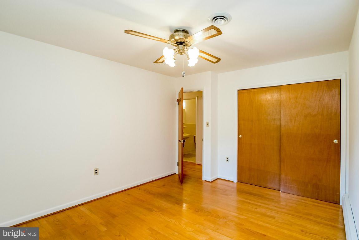 11809 Wayneridge Street Fulton, MD 20759 - Photo 17 of 25 Bedroom (Master)