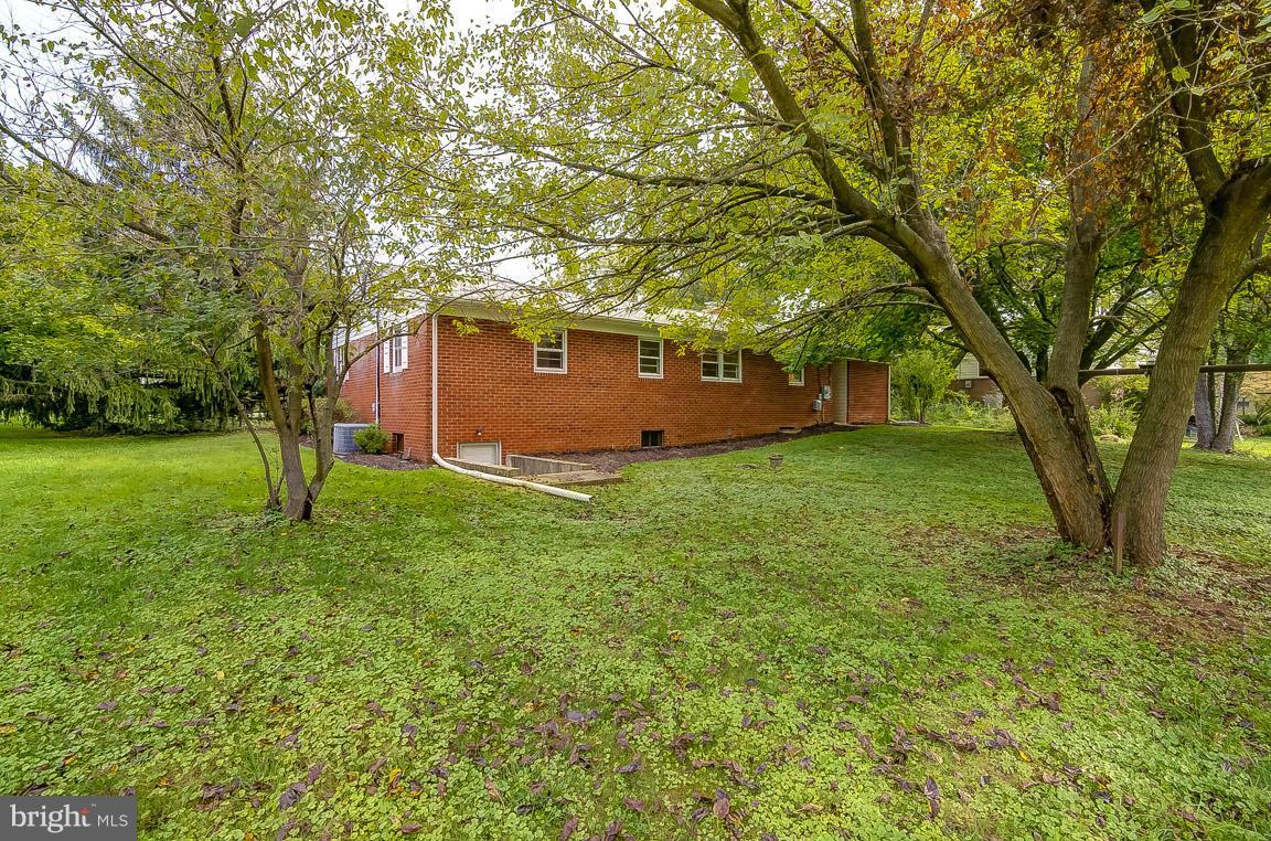11809 Wayneridge Street Fulton, MD 20759 - Photo 25 of 25 Exterior (Rear)