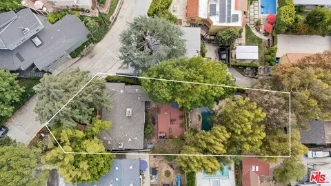$1,899,000 | 11325 Sunshine Terrace, Studio City, CA 91604