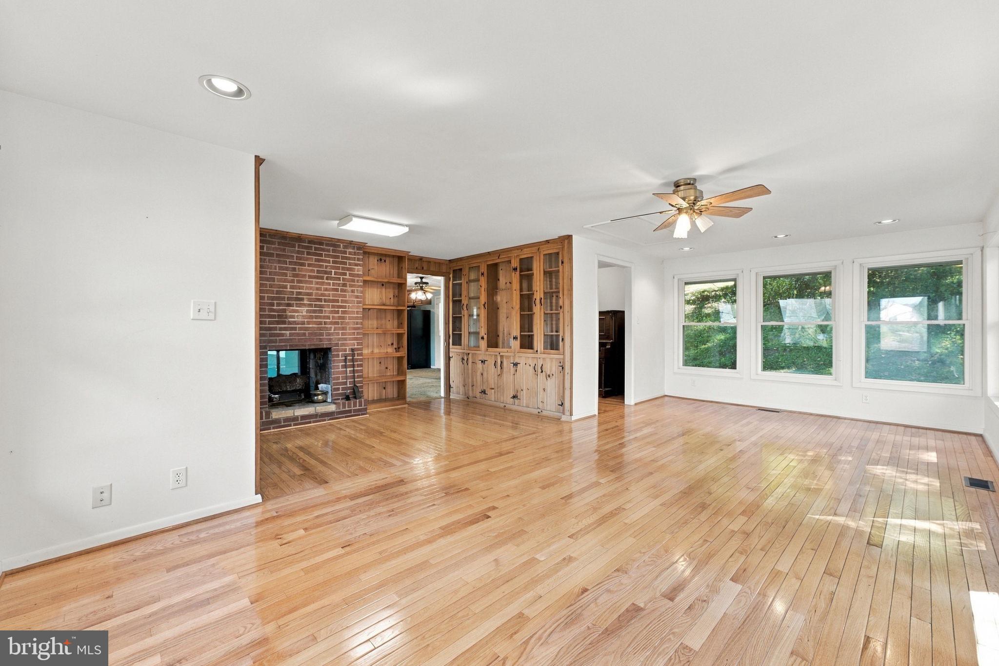 9707 Crest Hill Road Marshall, VA 20115 - Photo 15 of 26 Gallery Image 15