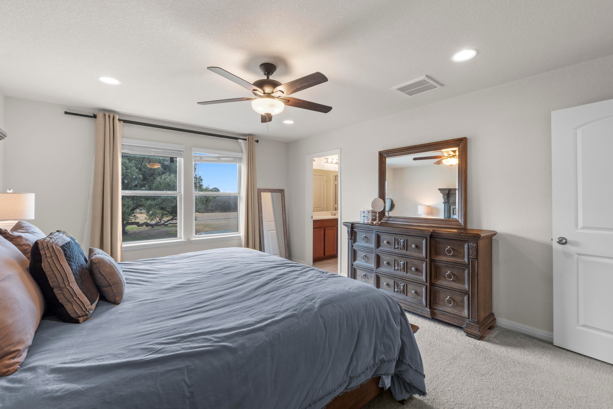 809 Whitman Avenue Georgetown, TX 78626 - Photo 12 of 17