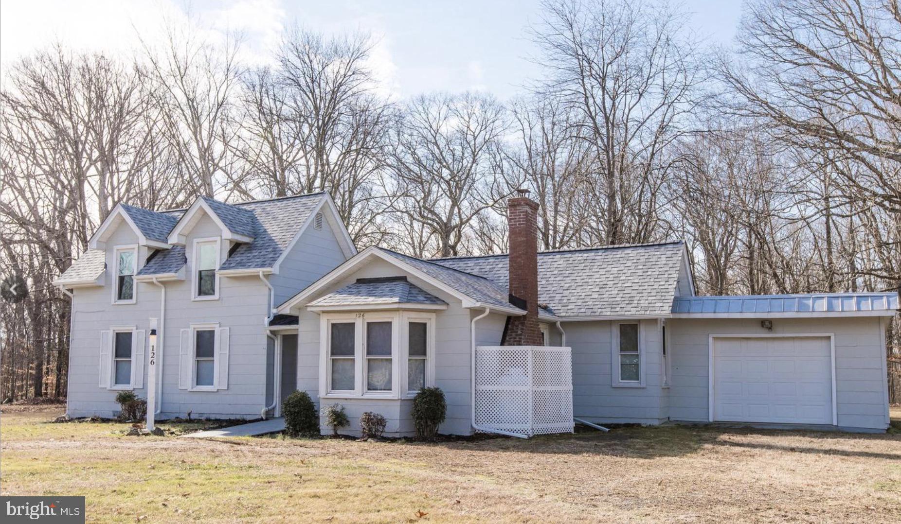 126 Ramoth Church Road Stafford, VA 22554 - Photo 2 of 17 a front view of a house with a yard