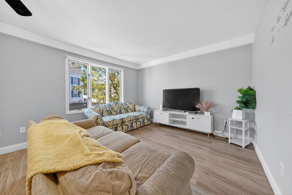 125 Carl Street Fall River, MA 02721 - Photo 14 of 31