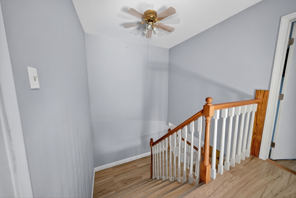 125 Carl Street Fall River, MA 02721 - Photo 21 of 31