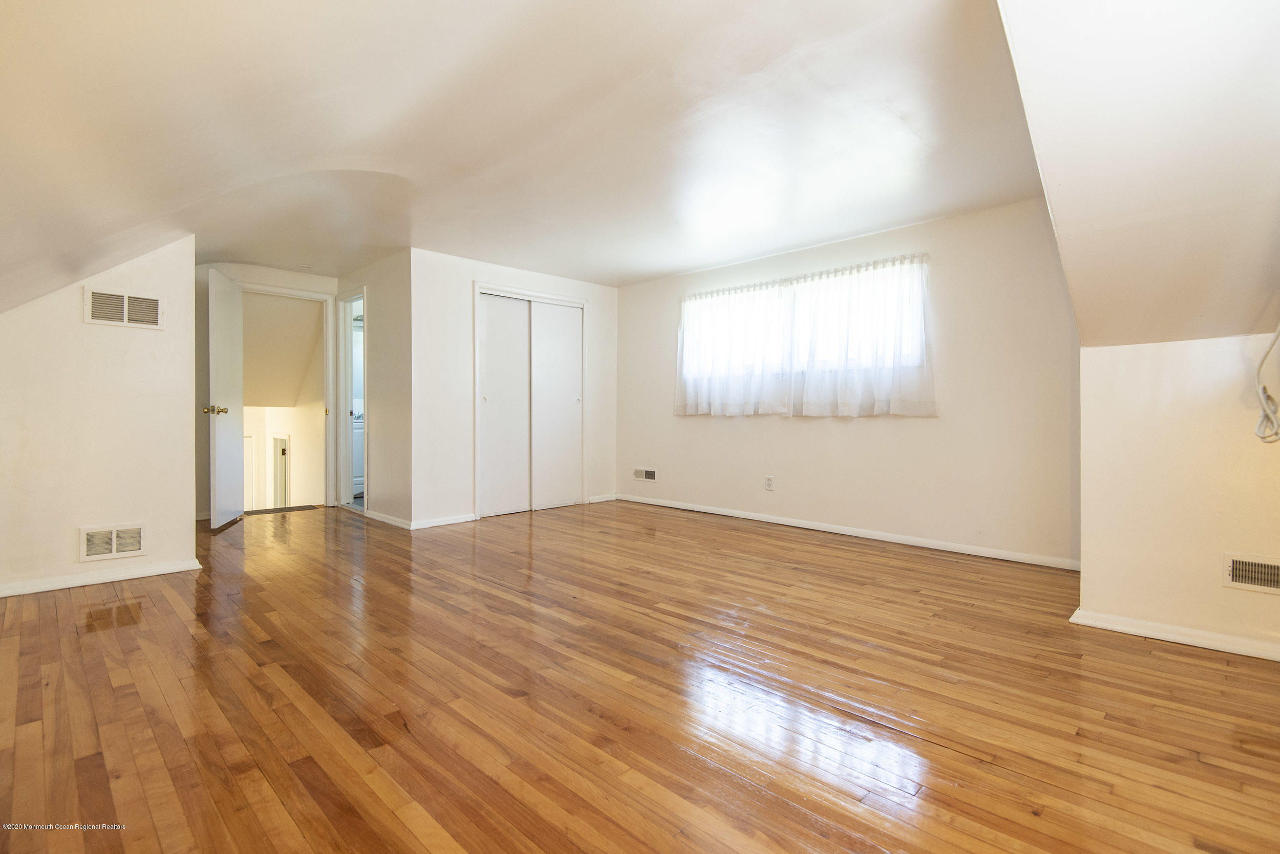 143 Riveredge Road Tinton Falls, NJ 07724 - Photo 19 of 29 Master_2