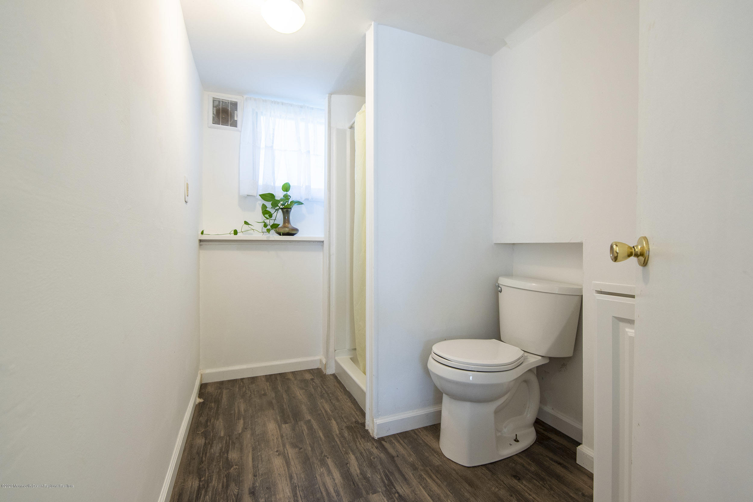 143 Riveredge Road Tinton Falls, NJ 07724 - Photo 25 of 29 Down_Bath