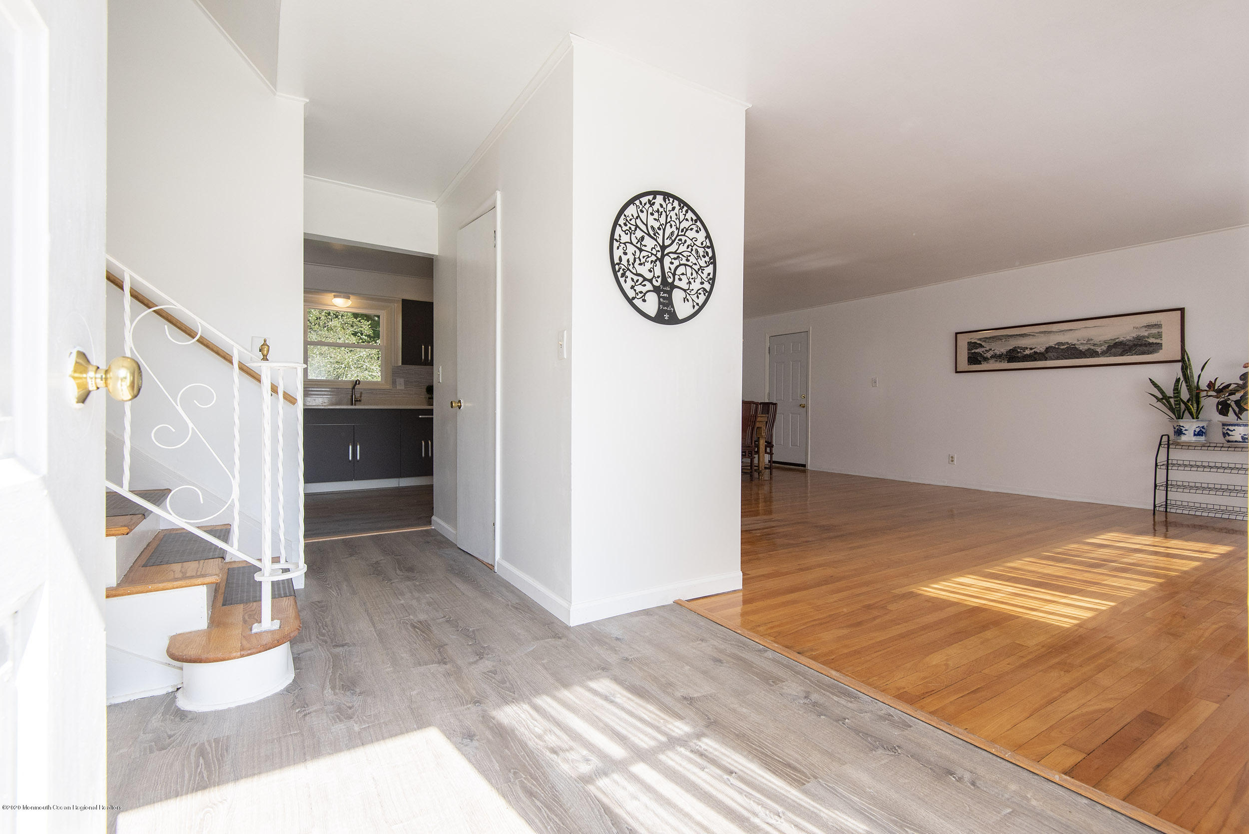 143 Riveredge Road Tinton Falls, NJ 07724 - Photo 4 of 29 Foyer_1