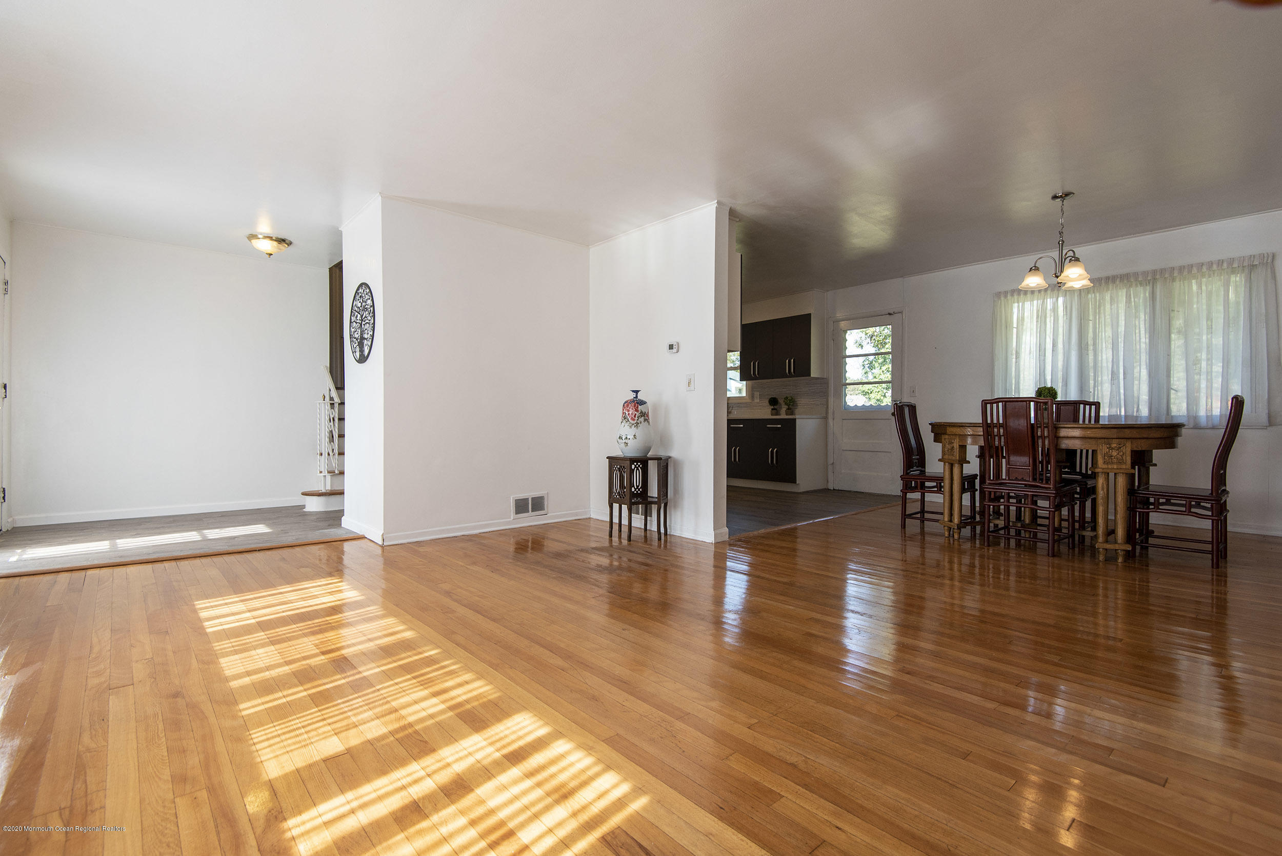 143 Riveredge Road Tinton Falls, NJ 07724 - Photo 6 of 29 Living_2
