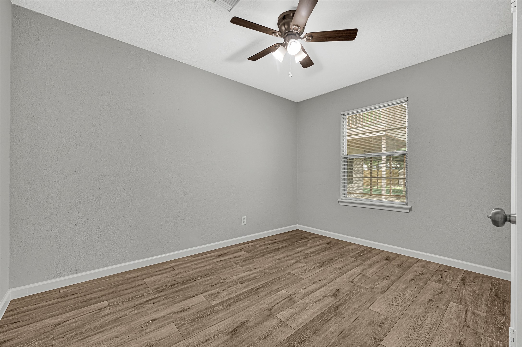 3809 Sherbrook Road Pasadena, TX 77503 - Photo 11 of 26